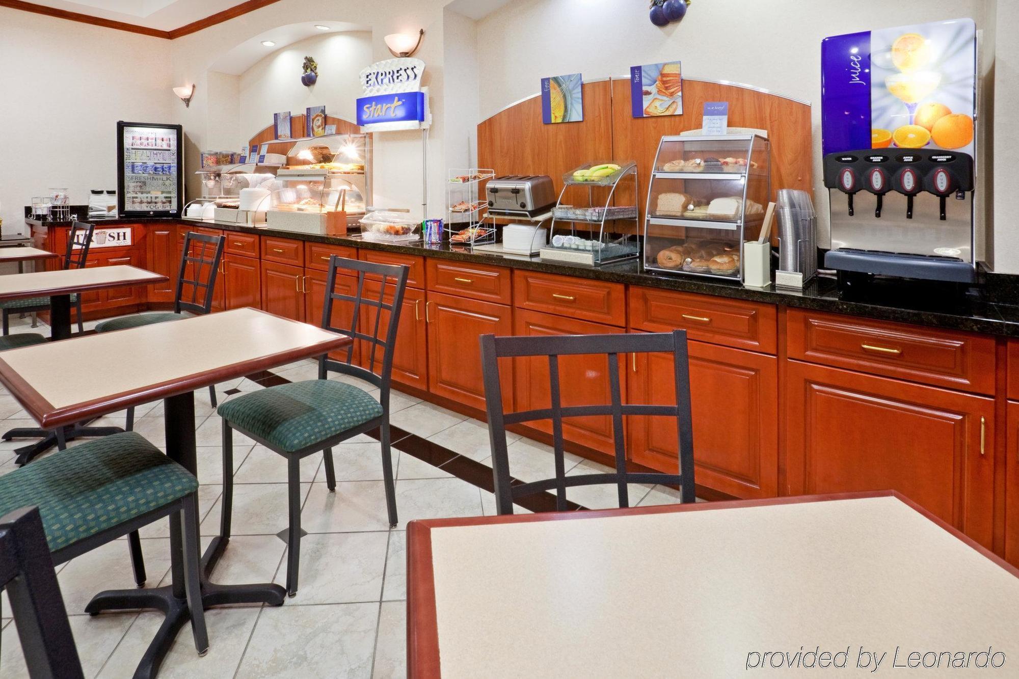 Holiday Inn Express Hotel & Suites Dallas - Grand Prairie I-20 By Ihg Exterior foto
