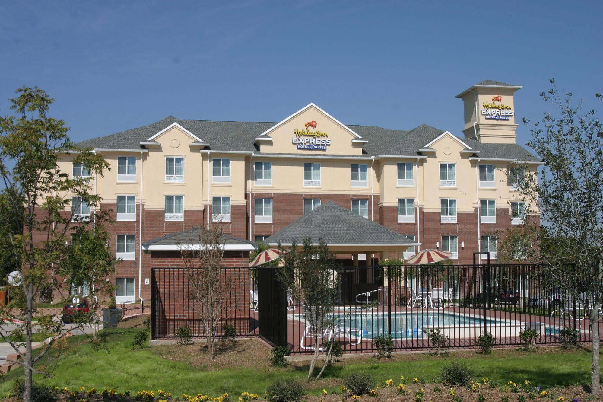 Holiday Inn Express Hotel & Suites Dallas - Grand Prairie I-20 By Ihg Exterior foto